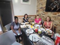 Jídlo v hotelu nebo okolí