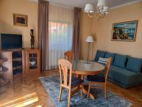 TV a/nebo společenská místnost v ubytování Apartments Stana