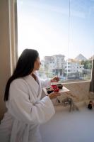 ホテルから撮影された、または一般的な山の景色
