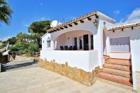 The building in which the holiday home is located