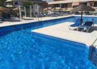 Bazén v ubytovaní La Nogalera, piscina, playa y ocio alebo v jeho blízkosti