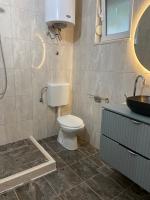 Ein Badezimmer in der Unterkunft Montebello Inn apartments
