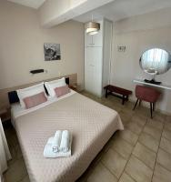 Posteľ alebo postele v izbe v ubytovaní Eleana apartments and studios