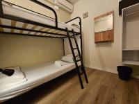 Postel nebo postele na pokoji v ubytování Wow Hostel Barcelona