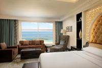 Posezení v ubytování Sheraton Sharjah Beach Resort and Spa