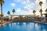 Der Swimmingpool an oder in der Nähe von U Magic Palace