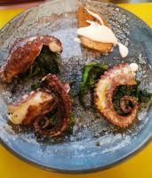 Hrana v oz. blizu gostišča