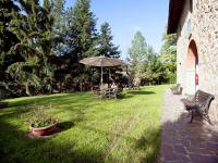 Vonkajšia záhrada v ubytovaní Belvilla by OYO Serene Apartment with Garden