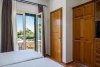 A bed or beds in a room at Liostasi