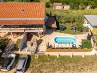 Bazén v ubytování Villa Dandelion ZadarVillas nebo v jeho okolí