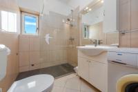 Koupelna v ubytování Villa Dandelion ZadarVillas