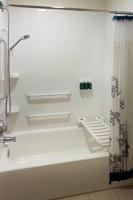 Residence Inn Atlanta Airport North/Virginia Avenueにあるバスルーム