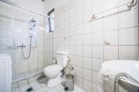 Kúpeľňa v ubytovaní Villa Segounia