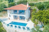 Bazén v ubytovaní Villa Segounia alebo v jeho blízkosti