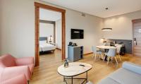 A bed or beds in a room at Sercotel Sorolla Palace