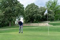 Golf v hotelu nebo okolí