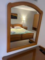 Posteľ alebo postele v izbe v ubytovaní Nektar Beach Hotel