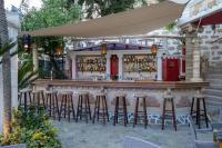 Restaurace v ubytování Knights' Castle Studios