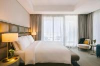 Sonder by Marriott Bonvoy Business Bay Apartmentsにあるベッド