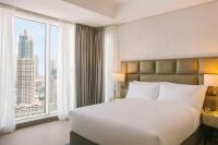 Sonder by Marriott Bonvoy Business Bay Apartmentsにあるベッド