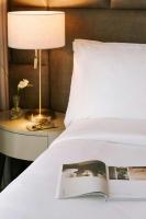 Sonder by Marriott Bonvoy Business Bay Apartmentsにあるベッド