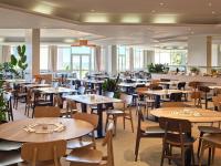 Reštaurácia alebo iné gastronomické zariadenie v ubytovaní Maistra Select Funtana All Inclusive Resort