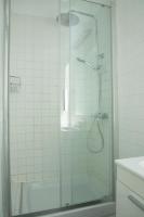 A bathroom at ÁTICO CENTRO HISTÓRICO MADRID