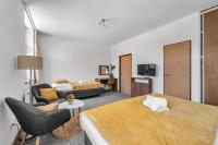 TV a/nebo společenská místnost v ubytování Hotel PODKOST