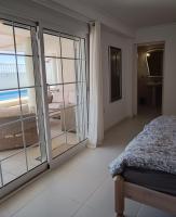 Posteľ alebo postele v izbe v ubytovaní PMT 27 - Villa Chaparral-Torrevieja with view - Huge Privat Pool