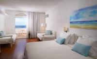 Istron Bay Hotelにあるベッド
