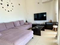 Posedenie v ubytovaní Stunning View Apartment with pool