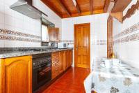 A kitchen or kitchenette at Casa Enrique en el oriente de Asturias