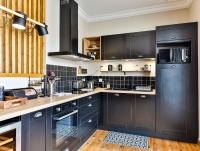 Kuchyňa alebo kuchynka v ubytovaní Chaleureux logement-centre ville-proche gare-plage
