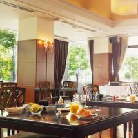 Jídlo v hotelu nebo okolí