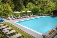 The swimming pool at or close to VILLAGGIO VAL MOLINI