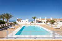 Bazén v ubytování Rooftop Playa Paraiso FREE WIFI nebo v jeho okolí
