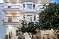 A balcony or terrace at Carpe Diem Rooms Nei Pori