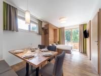 Część wypoczynkowa w obiekcie Luxury Chalet in Saalbach-Hinterglemm with Sauna