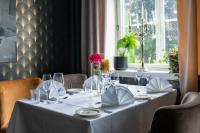 Restaurace v ubytování Brattrein Hotell - Unike Hoteller