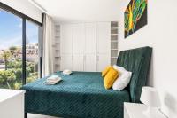 Postel nebo postele na pokoji v ubytování Luxury Apartment Agnieto - The View Fuengirola