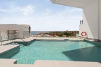 Bazén v ubytování Luxury Apartment Agnieto - The View Fuengirola nebo v jeho okolí