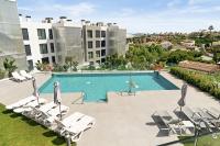 Bazén v ubytování Luxury Apartment Agnieto - The View Fuengirola nebo v jeho okolí