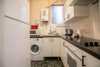 Kuchyňa alebo kuchynka v ubytovaní 31PAR1110 - Mediterranean style apartment