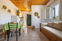 Posedenie v ubytovaní Nemorosa Holiday Houses