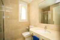 Villas Altos De Marbellaにあるバスルーム