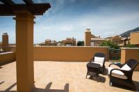 Villas Altos De Marbellaにあるバルコニーまたはテラス