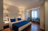 Postel nebo postele na pokoji v ubytování BW Izmir Hotel