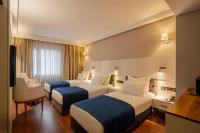 Postel nebo postele na pokoji v ubytování BW Izmir Hotel