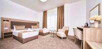 Postel nebo postele na pokoji v ubytování Evelin Deluxe House
