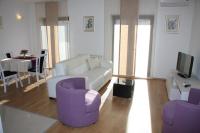 TV a/nebo společenská místnost v ubytování Apartments Žuvela